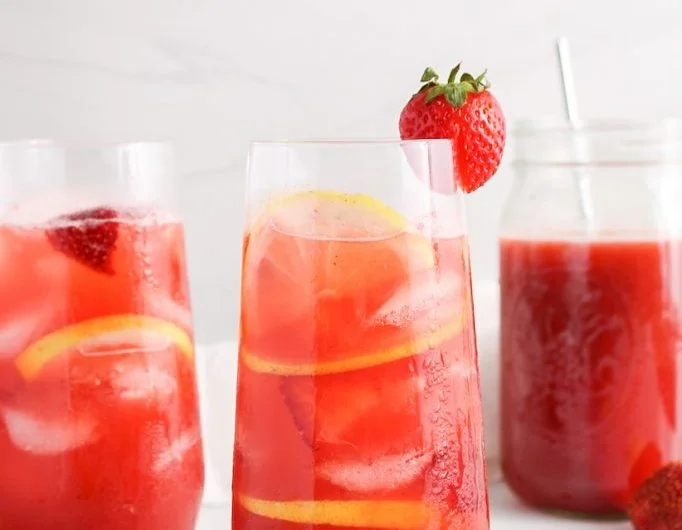 How to make strawberry mojito